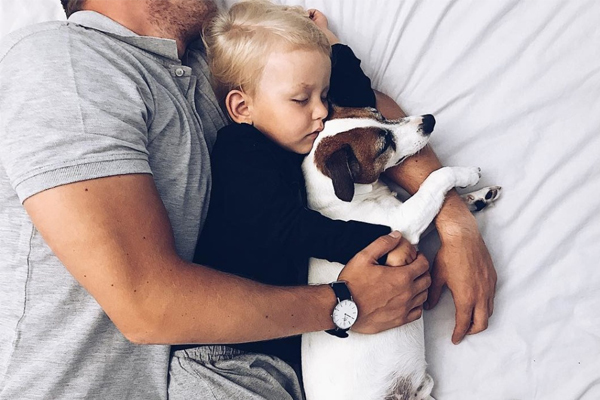 定制一批男士手表的價(jià)格得多少呢-穩(wěn)達(dá)時(shí)