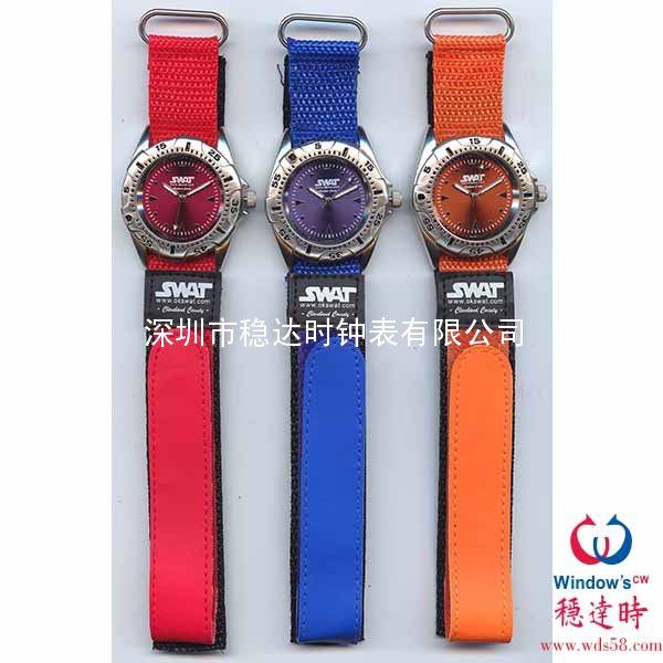 尼龍帶運(yùn)動(dòng)手表
