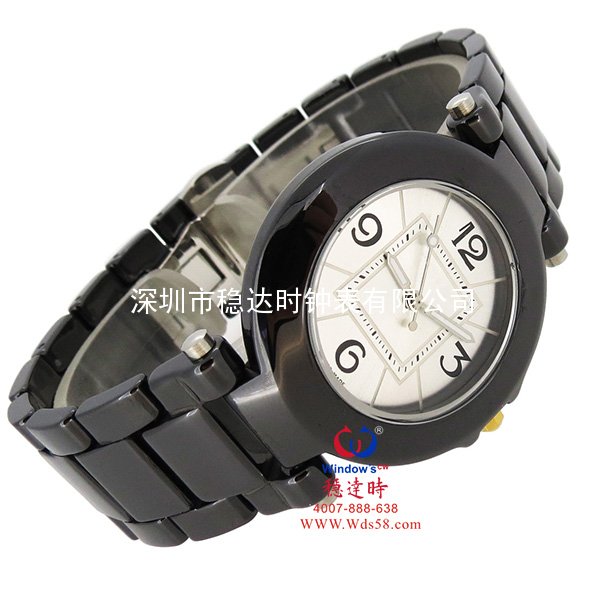 穩(wěn)達(dá)時(shí)時(shí)尚陶瓷表帶精品女士手表定做