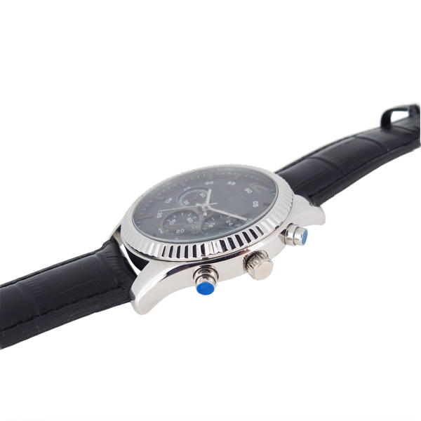 穩(wěn)達(dá)時時尚不銹鋼多功能手表定制工廠