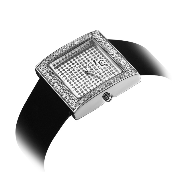 穩(wěn)達(dá)時(shí)高檔鑲鉆女士禮品手表定制工廠