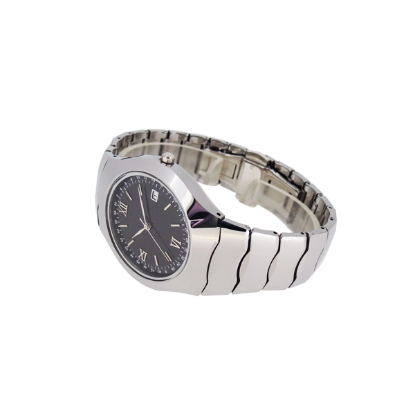 穩(wěn)達(dá)時高檔石英機(jī)芯鎢鋼手表定制