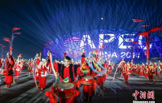 穩(wěn)達時時尚手表定制工廠