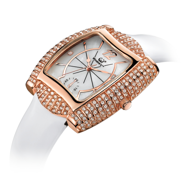 穩(wěn)達(dá)時男士鑲鉆石英皮帶手表定制