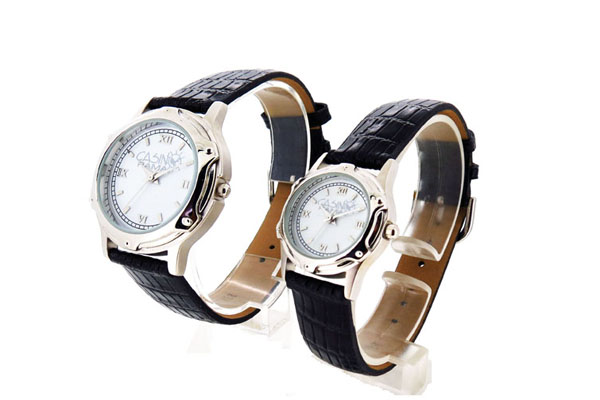 穩(wěn)達(dá)時(shí)古典簡約魅力特色情侶禮品手表定做