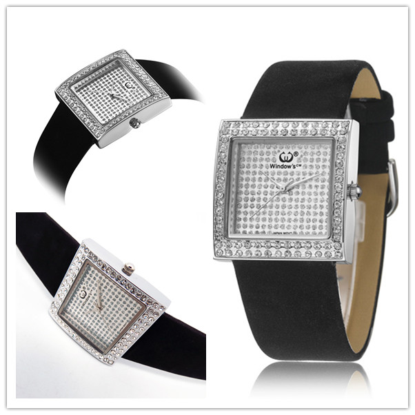 穩(wěn)達時高檔時尚手表定做廠家