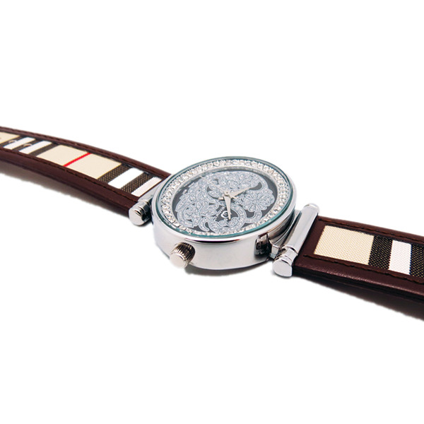 深圳手表批發(fā)廠家供應(yīng)女士禮品手表批發(fā)廠家直銷(xiāo)【穩(wěn)達(dá)時(shí)鐘表】