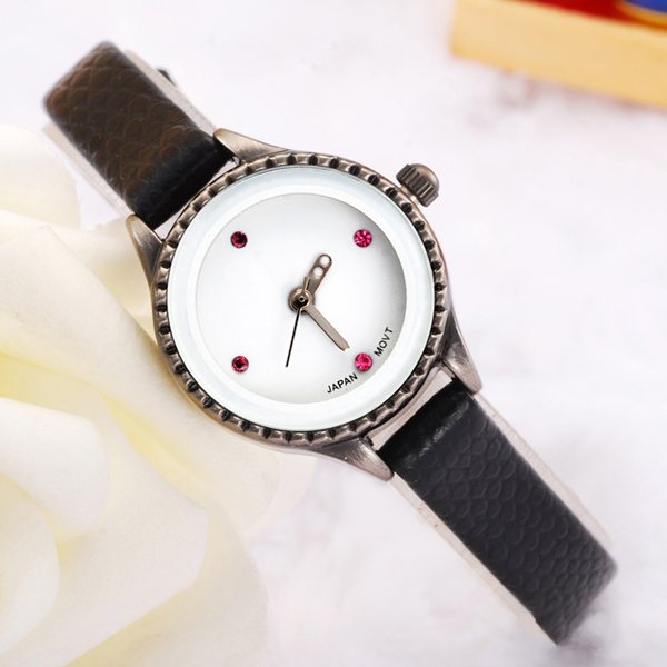 手表批發(fā)工廠(chǎng)供應(yīng)百搭款氣質(zhì)女士手表批發(fā)【穩(wěn)達(dá)時(shí)鐘表】