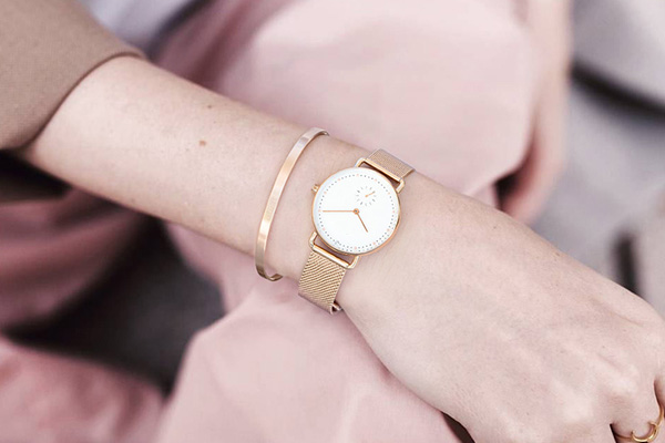 女士款鋼網(wǎng)帶手表&mdash;&mdash;穩(wěn)達(dá)時(shí)出品