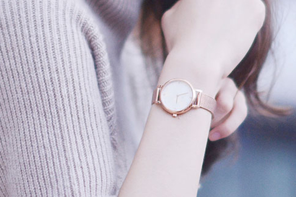 高品質(zhì)女士時(shí)尚腕表 手表廠(chǎng)家定做&mdash;&mdash;穩(wěn)達(dá)時(shí)