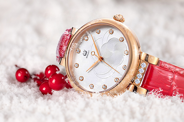 穩(wěn)達(dá)時(shí)熱銷(xiāo)款真皮石英手表批發(fā)