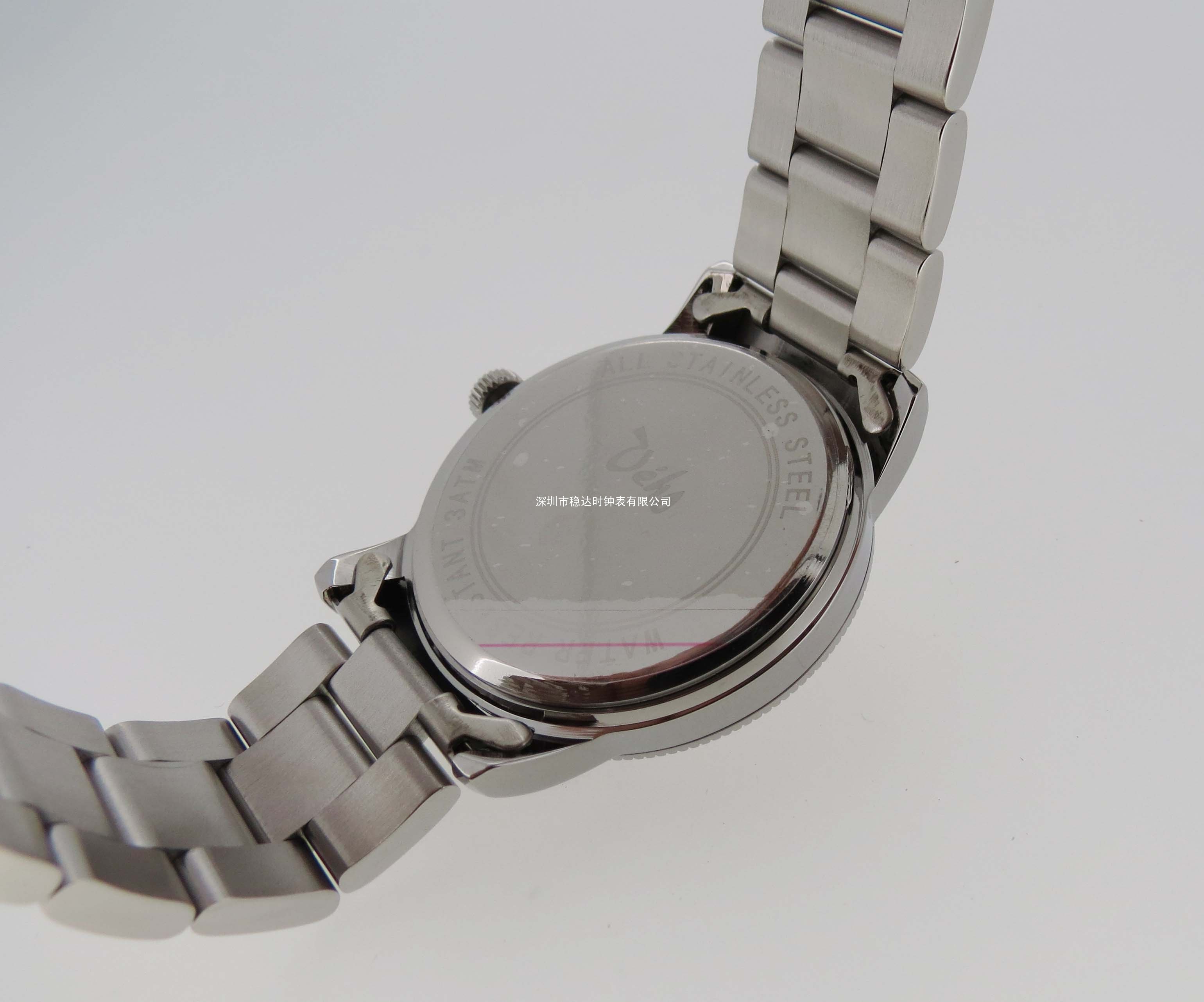 穩(wěn)達時時尚牙圈合金手表工廠